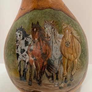 Galloping Horses Gourd