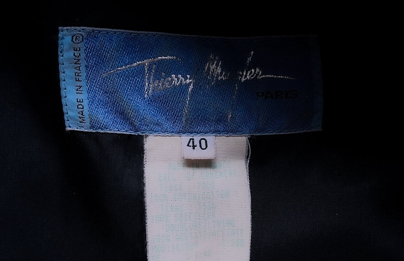 Thierry Mugler FW1995 Archival Dramatic Runway Silk Jacket Thierry Mugler FW1995 Archival Dramatic Runway Silk Jacket