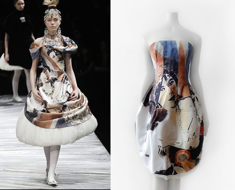 Iconic Alexander McQueen The Girl Who Lived in a Tree Pure Silk Corset Dress God Save The Queen 