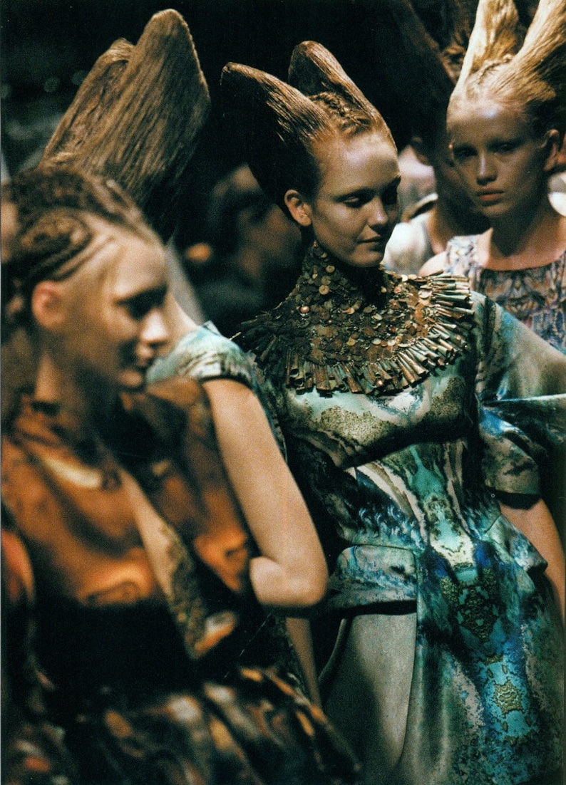 Alexander McQueen Stunning Dress Futuristic Avant Garde Etsy alexander-mcqueen-stunning-dress-futuristic-avant-garde-etsy