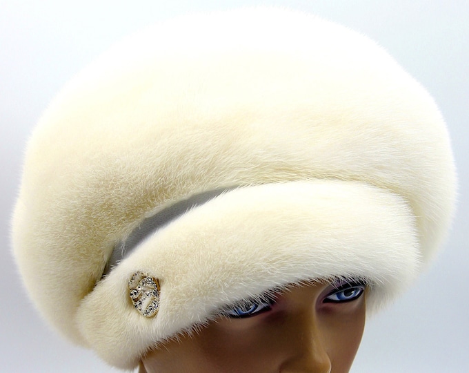 Voluminous Light Mink Fur Hat Beret Ukraine Women