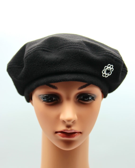 womens black beret hat