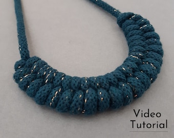 Video tutorial de collar de macramé - Patrón para un collar tejido de macramé