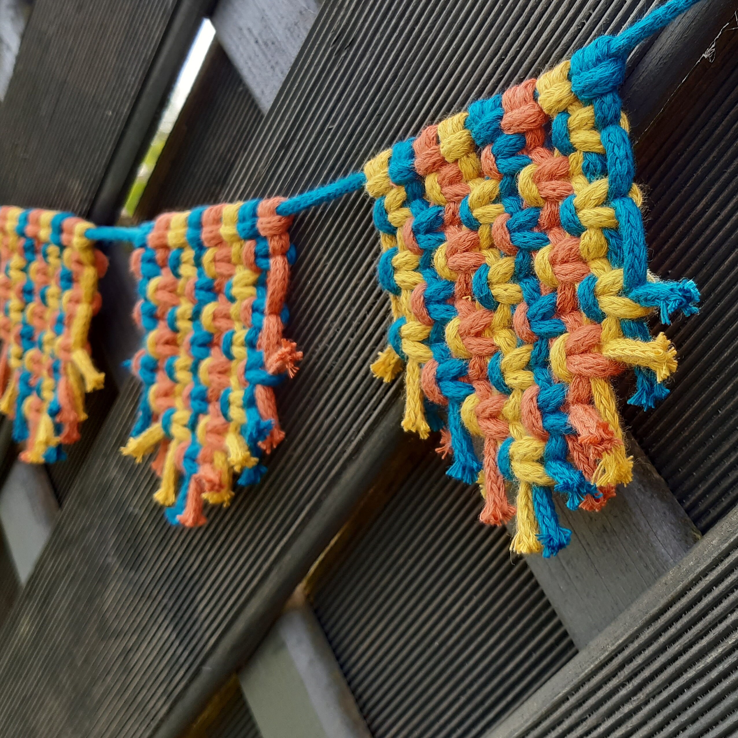 Kit Complet De Macramé Needle Creations - Banderole (Bunting) - Niveau Intermédiaire