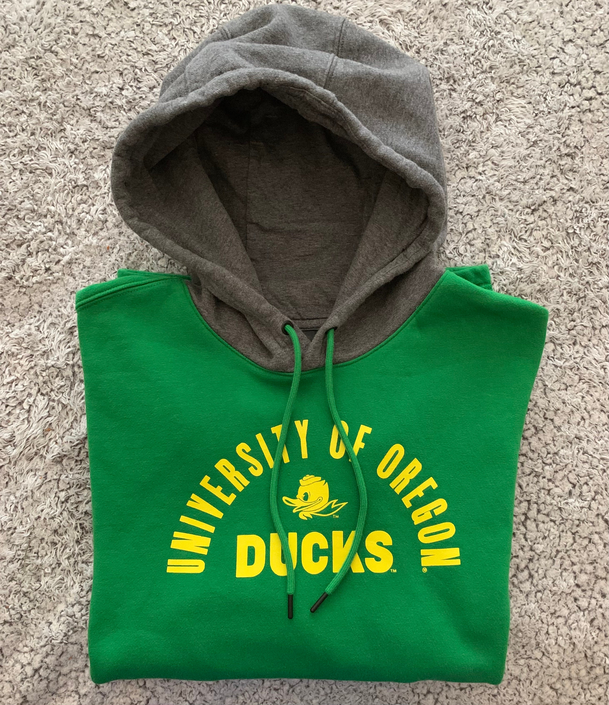 green oregon ducks sweatshirt