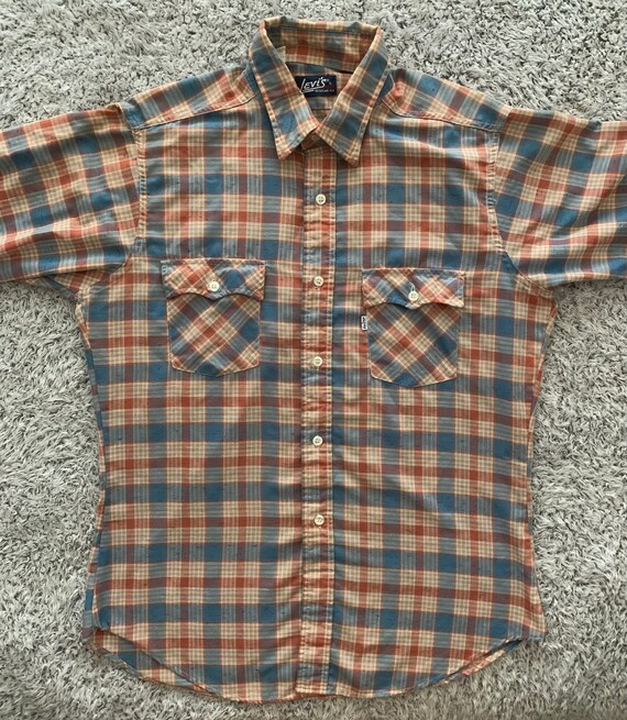 Button-down Western Style Shirt. Large 
