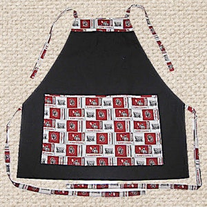 FAVORITE COLLEGE APRONS, Great for B.B.Q, Tail Gating and Everyday Use. Unisex - 1 Size Fits Up to 4X. Easy Care & Durable, Great Gift Idea!