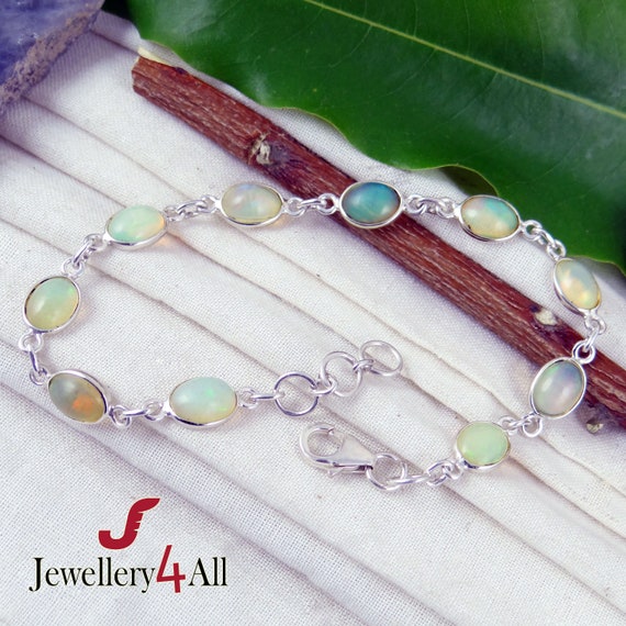 天然エチオピアオパール純銀製ブレスレット エチオピアンオパールブレスレット：925スターリングシルバーの繊細な