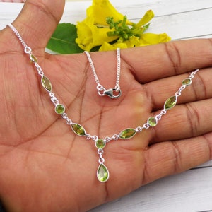 Dainty Necklace, Peridot Necklace, Bezel Necklace, Bezel Necklace, Chain Necklace, Curb Chain, Peridot Jewelry, Gift For Her, N010306