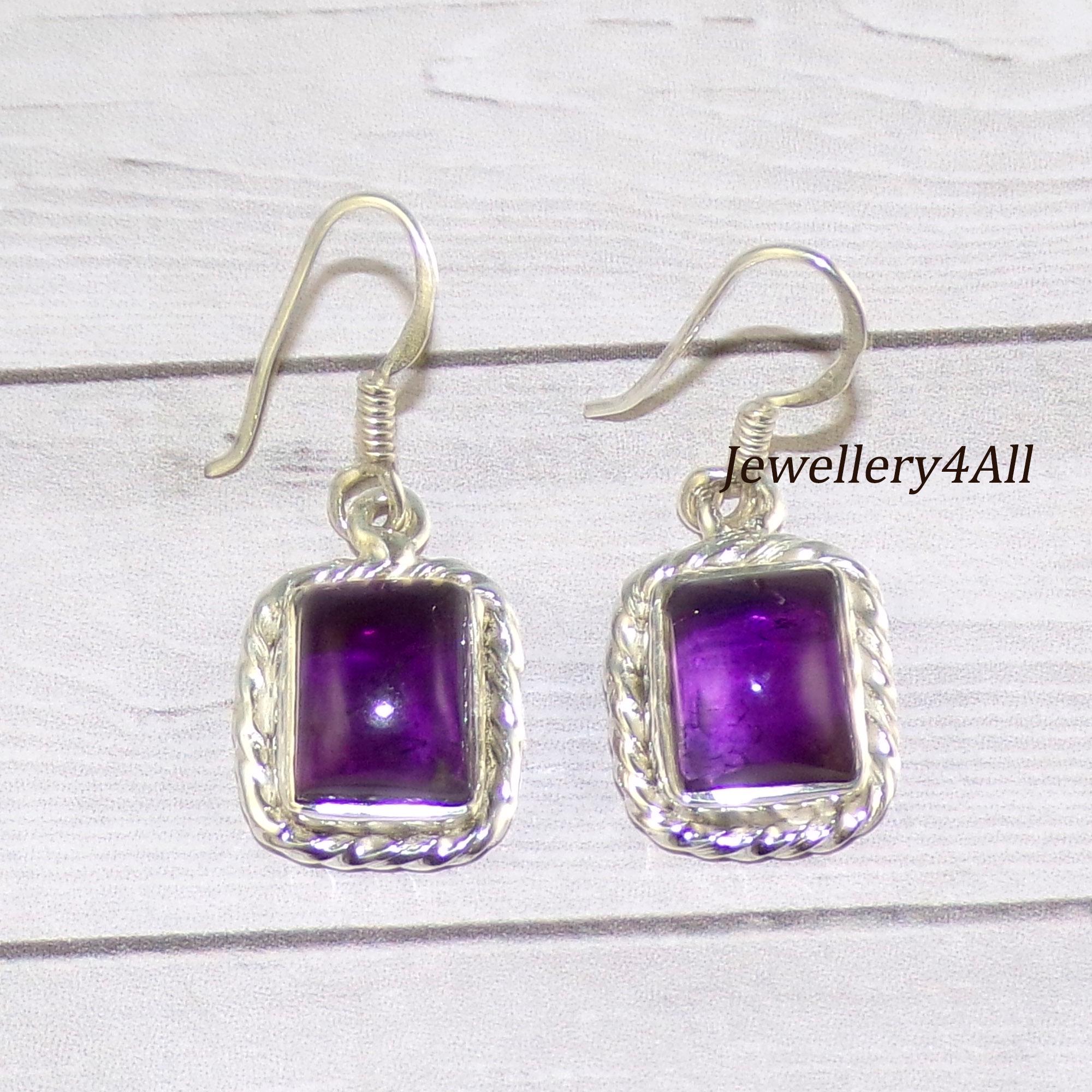 Orecchini a forma di cuore in argento sterling con ametista: pietra portafortuna viola di febbraio - Italia