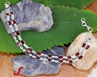 Bracciale in argento sterling 925 con granato sfaccettato: pietra portafortuna di gennaio regolabile