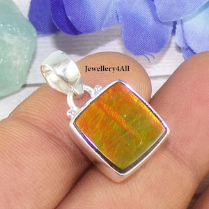 Canadian Natural Ammolite Red Flashy Fire Gemstone Pendant, 925 Sterling Silver Pendant Ammonite, Women&#39;s Gift, Tiny Pendant, R62001