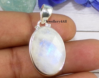 Vintage Indian sterling silver and moonstone cabochon pendant with