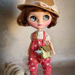 Cute Blythe set composed by a linen shirt and Japanese cotton overall, little bag for doll, Azone, Obitsu22, Jacoosun Rou, Qbaby, Diandian