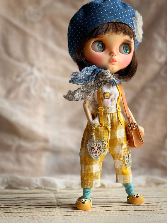 Blythe doll spring outfit, suspender pants, shirt, beret outfit for Blythe, handmade for Obitsu22, Azone, Licca, Jacoosun Rou, Qbaby doll