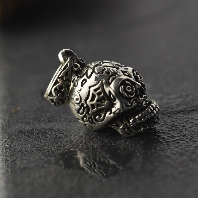 Mens Silver Skull Pendent Day of the Dead Pendent Mens Silver Pendent 925 Sterling Silver Skull Mens Skull Necklace Cool Men