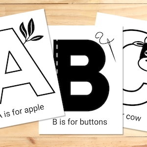 Hojas para manualidades de letras, las 26 letras, tanto para manualidades guiadas como en blanco incluidas.