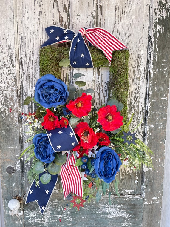 Patriotic Moss Wreath, Summer Wreath, Square Wreath, Red Poppy Wreath, Summer Wreath, Fourth of July Wreath