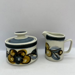 Stavangerflint Senja cream and sugar set, Inger Waage design handpainted, Vintage Norwegian design