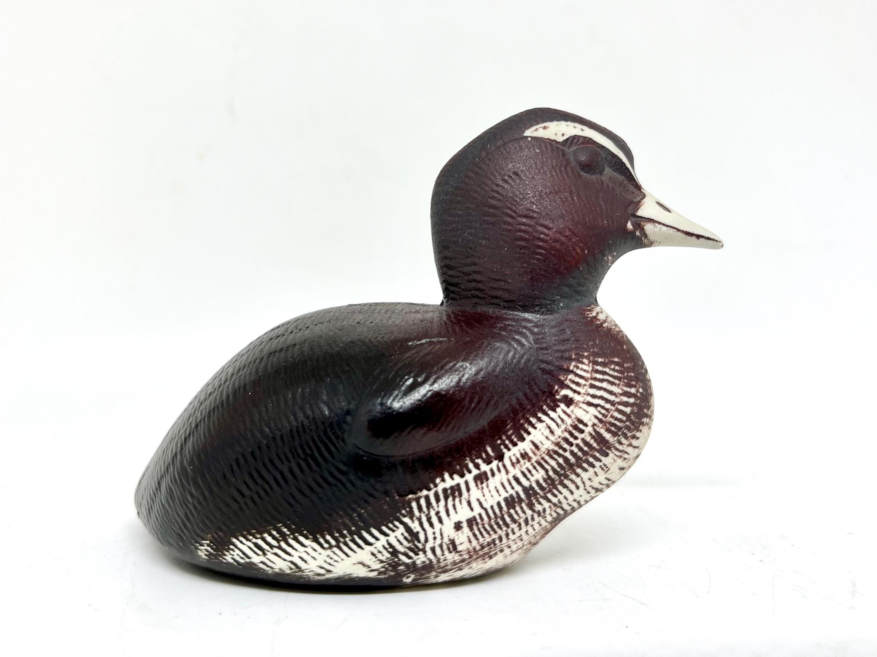 グスタフスベリの鳥、陶器のシーダック/アイダーベビー、ポール・ホフ