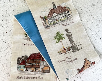 刺繍ハンガー。真鍮製クロスステッチベルプル。デンマーク製ニードル