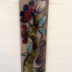 Mari Simmulson ceramic wall plate, signed LARGE size plaque designed by Mari Simmulson for Upsala Ekeby, Swedish vintage design