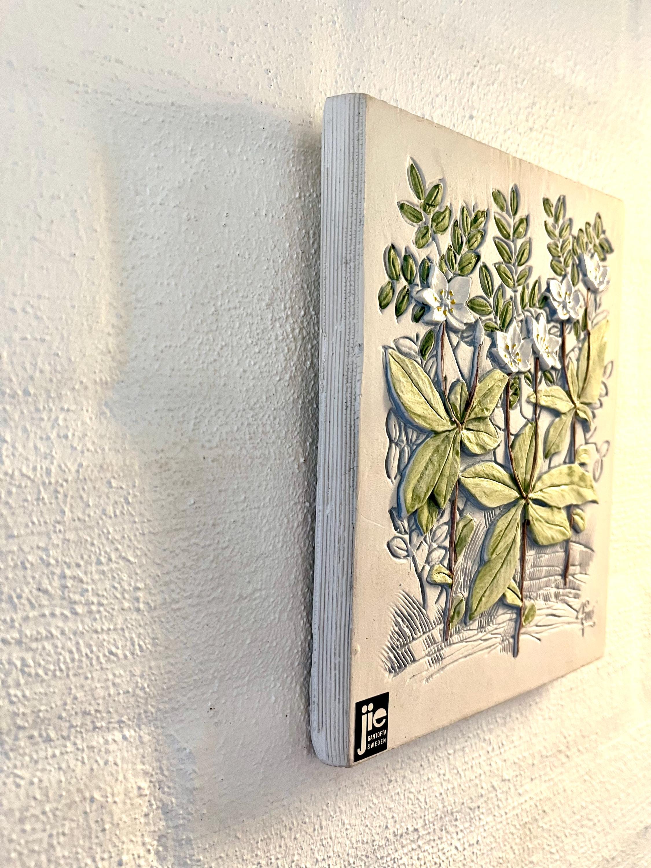 JIE Gantofta Sweden, 17,5 X 13,5 Cm Ceramic Plaque Chickweed
