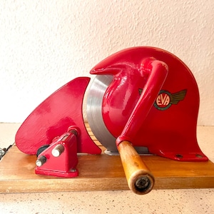 Vintage original Eva slicer, Danish design rare Red version with wooden handle and board, bread slicer Eva 1950es iconic household necessity