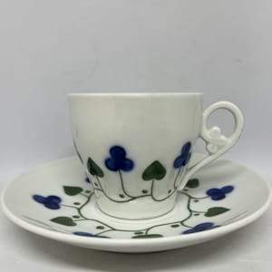 Bing and Grøndahl antique Clover duo set, extremely rare limited production of coffee service, 1853 - 1897 production, antique Danish design