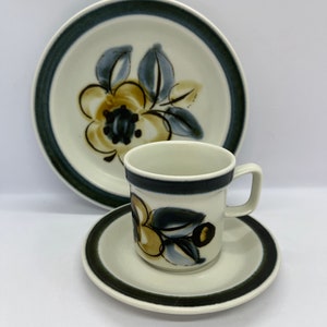 Stavangerflint Senja coffeecup trio sets, Inger Waage design handpainted, Vintage Norwegian design