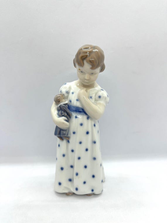 ロイヤルコペンハーゲンの少女の置物、アンティークの人形と少女の置物