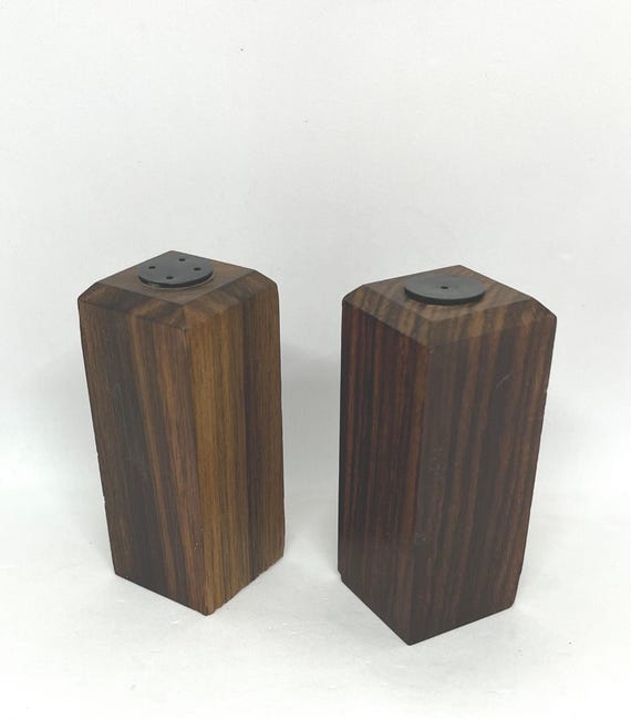 Salt＆pepper shaker danish design1960s il_fullxfull.5486444311_skcy.jpg