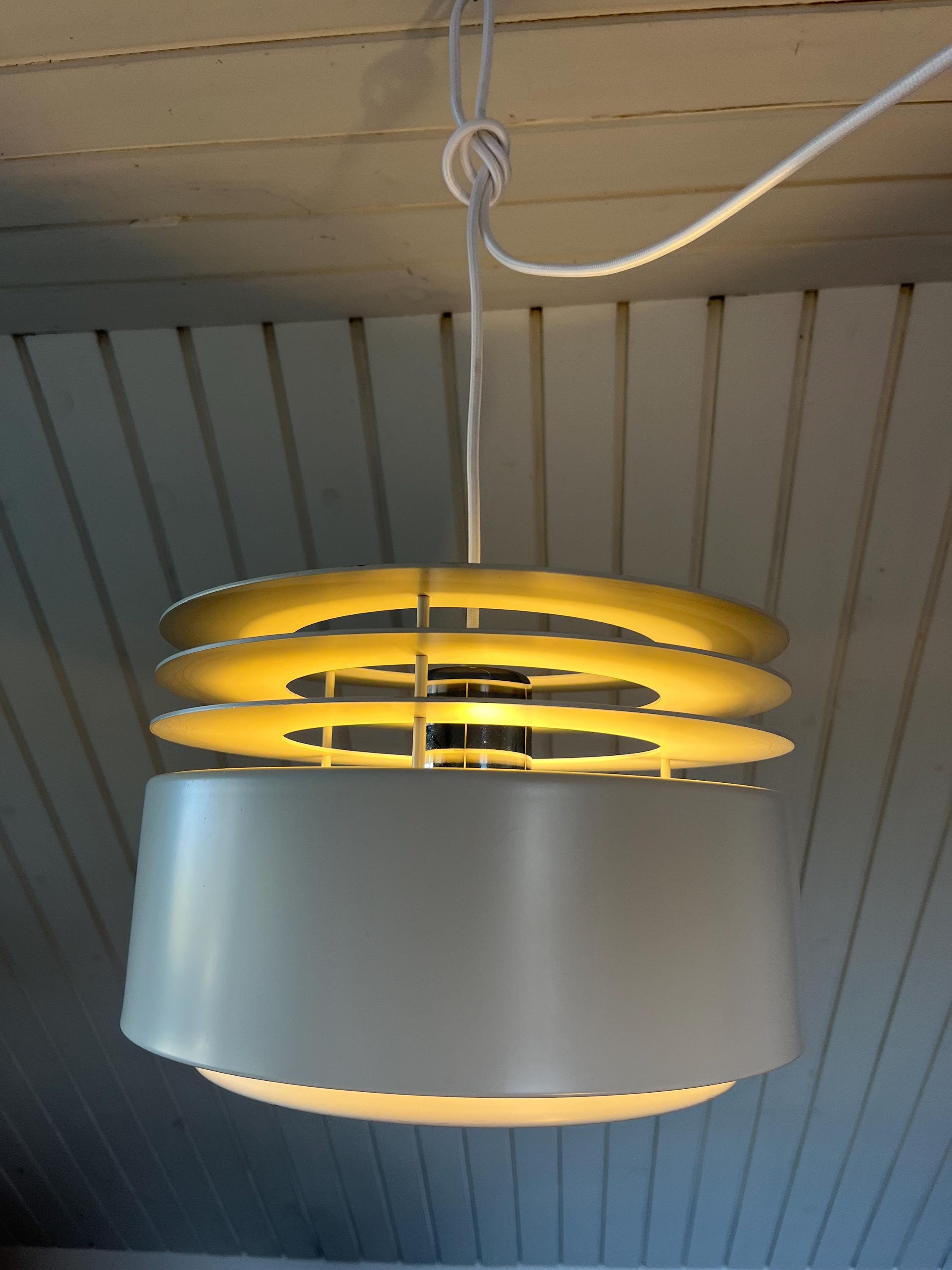 Fog and Morup Hydra II、大型ペンダントライト、1973年Jo Hammerborg