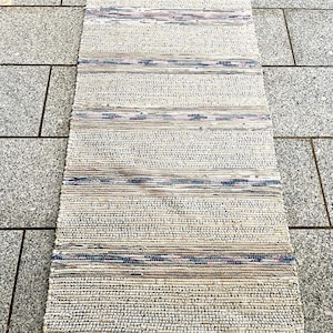 Swedish vintage handmade rag Rug, LARGE 1970s  HANDMADE in a Blue / Beige colors, handwoven floor Cotton rug 223 x 68 cm, vintage Swedish
