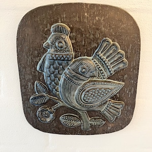 Ceramiczna płytka ścienna Irma Yourstone, tabliczka z ptakami, oryginalna naklejka i podpis, kolekcjonerski szwedzki design z połowy XX wieku