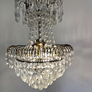 Lustre ancien panier Français, panier rare conçu GRAND lustre en cristal, lustre en cristal de Style château Français, Français antique