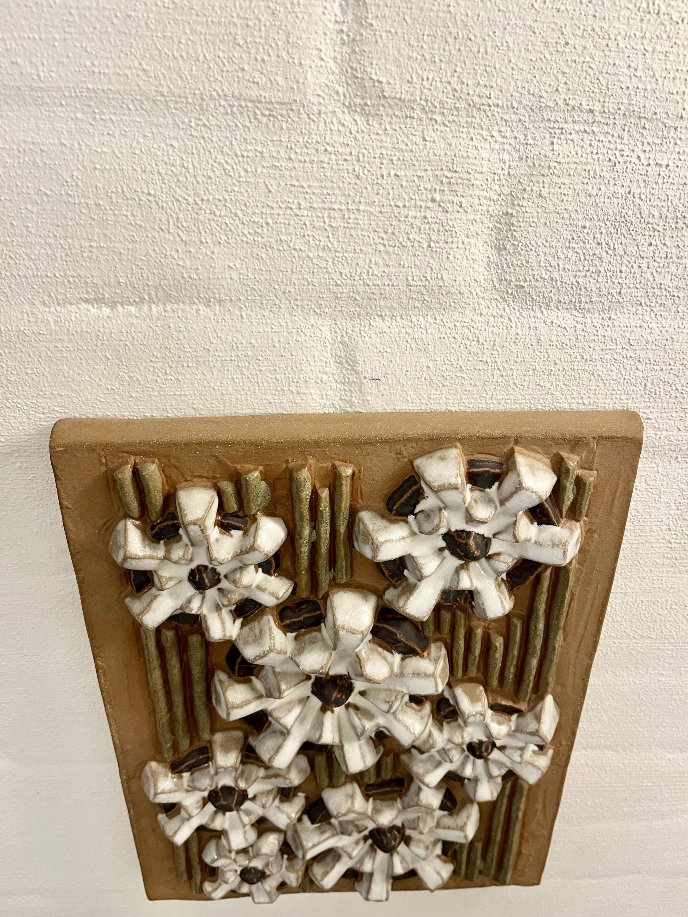 マリアンヌ・スタルクの陶板、新品同様の希少な大型陶器製壁掛け