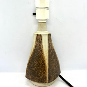 Marianne Starck ceramic table lamp, beautiful pentagonal Brown and Beige Hares fur - like - glaze, for Michael Andersen, midcentury Danish