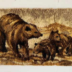 Danish Rya Rug / Tapestry 100% Wool, large Rya Tapestry with Mama Bear and two babies, original vintage Danish design