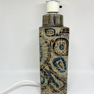 Royal Copenhagen Baca lamp 870/3818, mint condition stoneware table lamp, designed by Nils Thorsson, Midcentury danish design