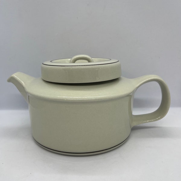 Arabia Fennica teapot, Richard Lindh/ Ulla Procopé vintage Finnish design