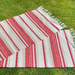 Swedish rug, LONG plastic and cotton vintage handmade rag Rug, Bathroom / Patio / hallway floor rag rug 250 x 67 cm, vintage Swedish