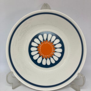 Figgjo Daisy cereal bowls 17 cm,  designed by Turi Gramstad Oliver, vintage Norwegian design