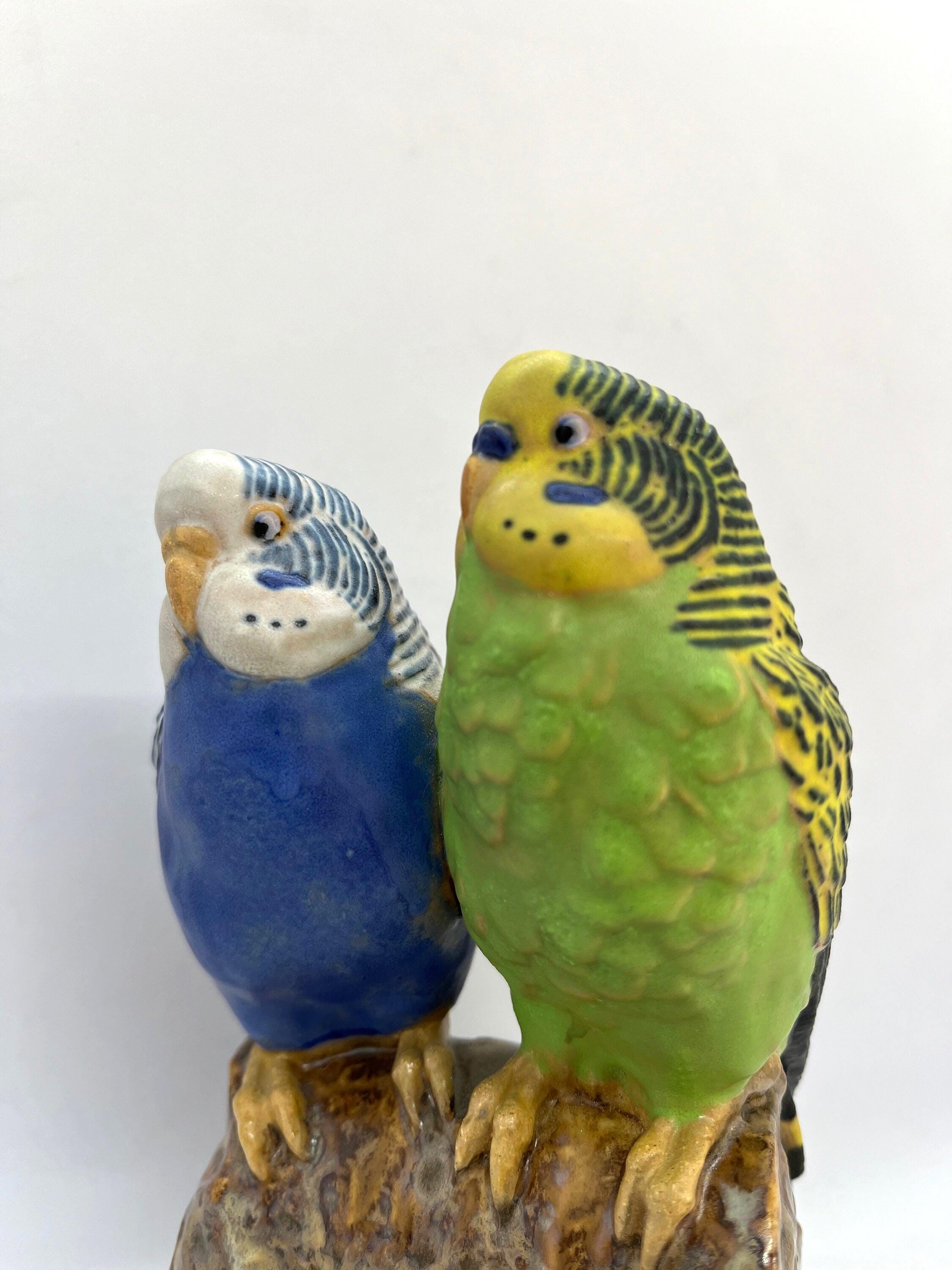 ロイヤルコペンハーゲン セキセイインコ インコ 鳥 ファイアンス焼 フィギュリン ロイヤルコペンハーゲンのセキセイインコの置物、新品同様。枝にとまる