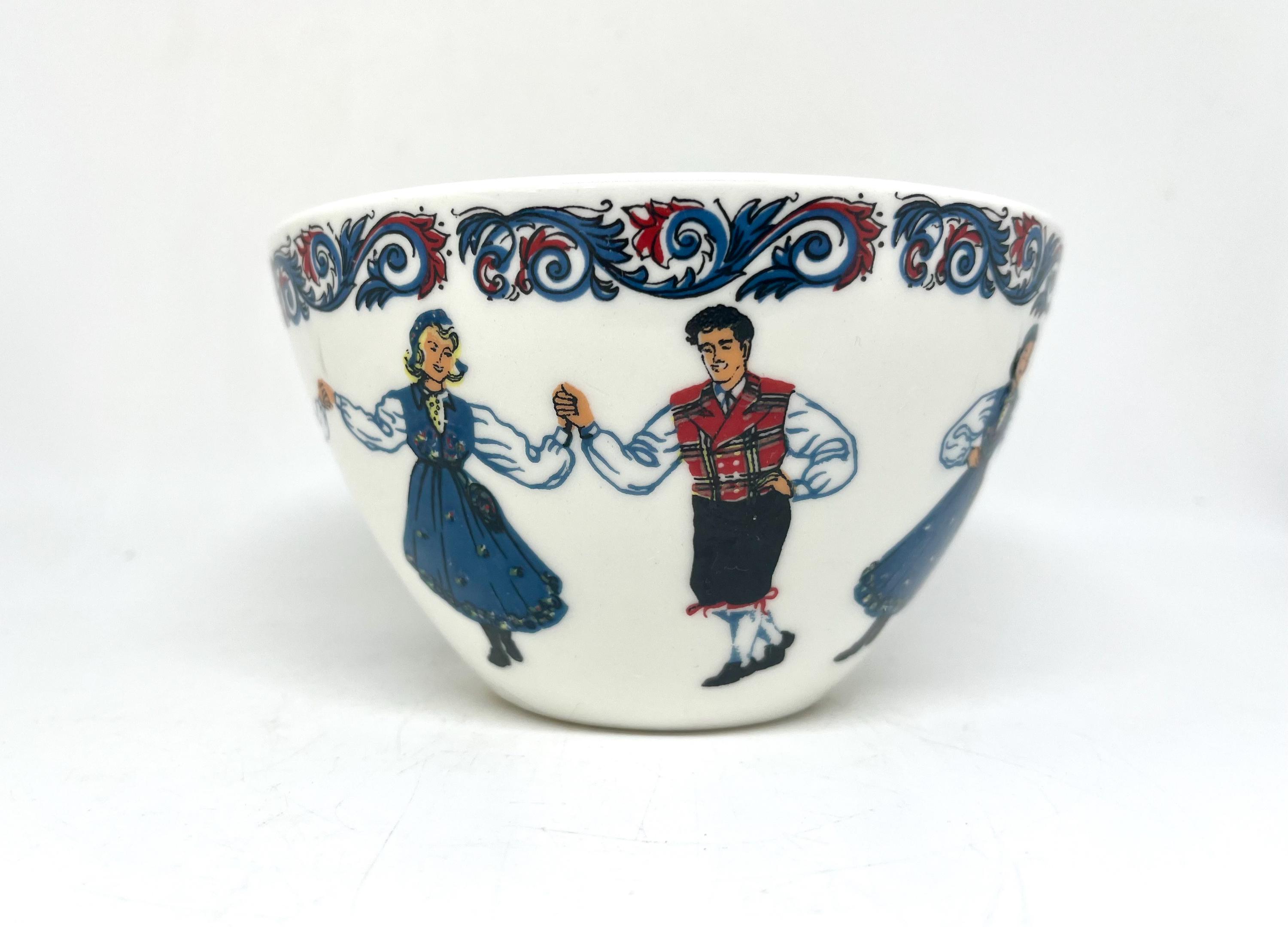 Figgjo Bowl, Folk Costume Dancers / 