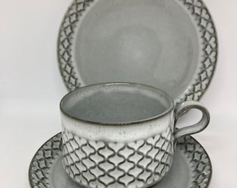 Quistgaard Cordial trio cup sets, all parts are from Bing & Grøndahl production, vintage stoneware Denmark