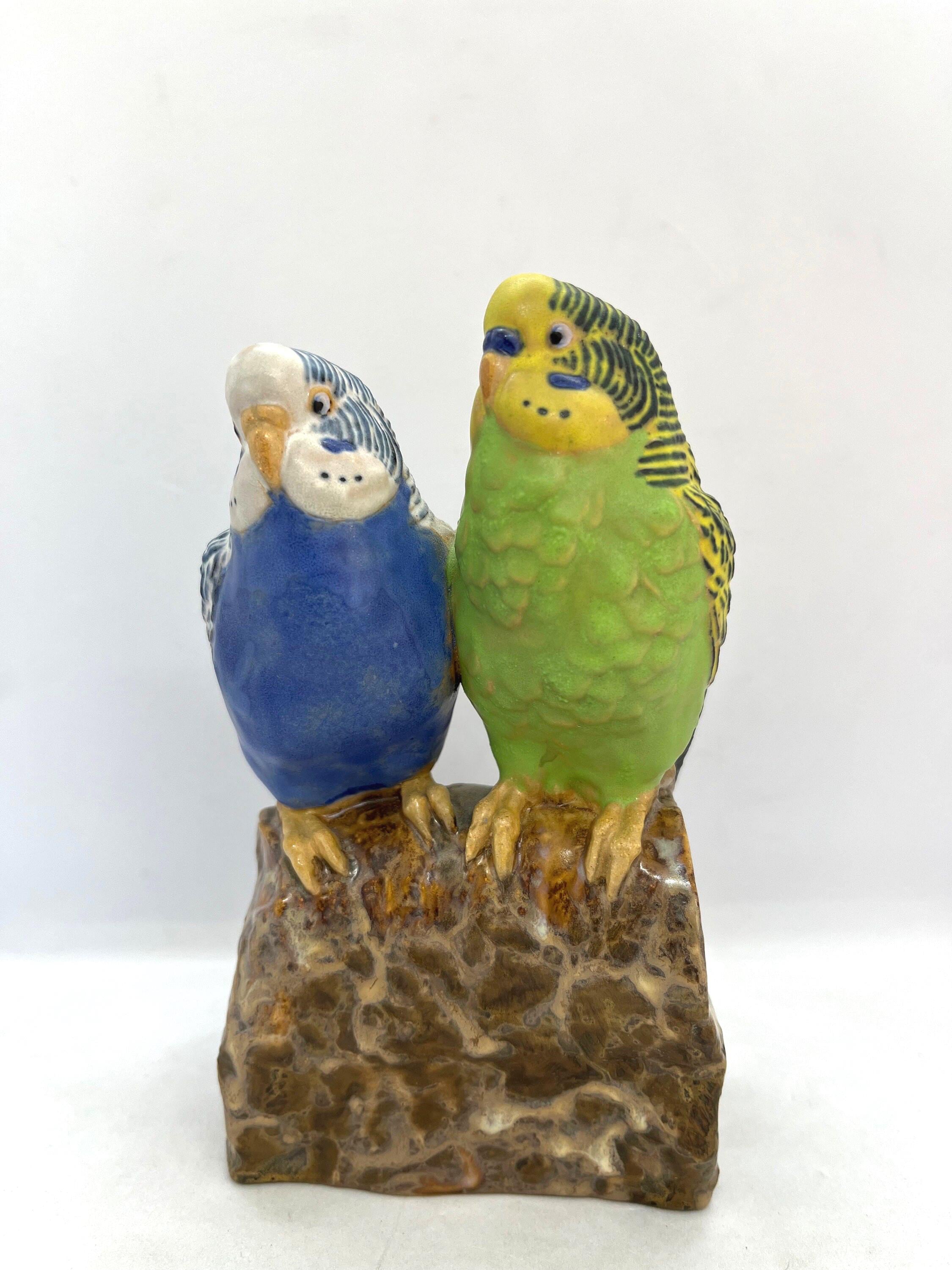 ロイヤルコペンハーゲン　lovebirds 鳥置物　ラブバード ロイヤルコペンハーゲンのセキセイインコの置物、新品同様。枝にとまる