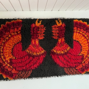Danish Ege Rya Rug/ Tapestry 100% Wool, Colorful large Rya Tapestry with two Peacocks, original vintage Danish design