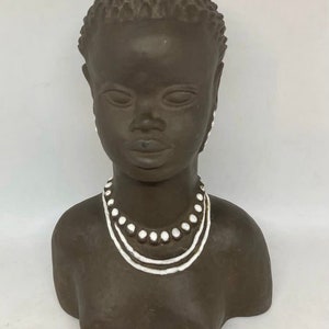 Marianne Starck for Michael Andersen, ceramic buste MINT condition, very rare Marianne Starck Danish design, vintage Danish ceramics
