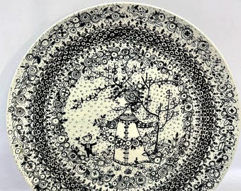 Bjorn Wiinblad Nymolle, MINT "Lente" schaal van 21,5 cm, Four Seasons-serie, wand- of displaybord met zwart decor, vintage Deens design